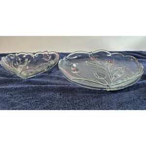 Set of 2 Pressed Glass Tulip Bowls Heart & Round Pink Accents